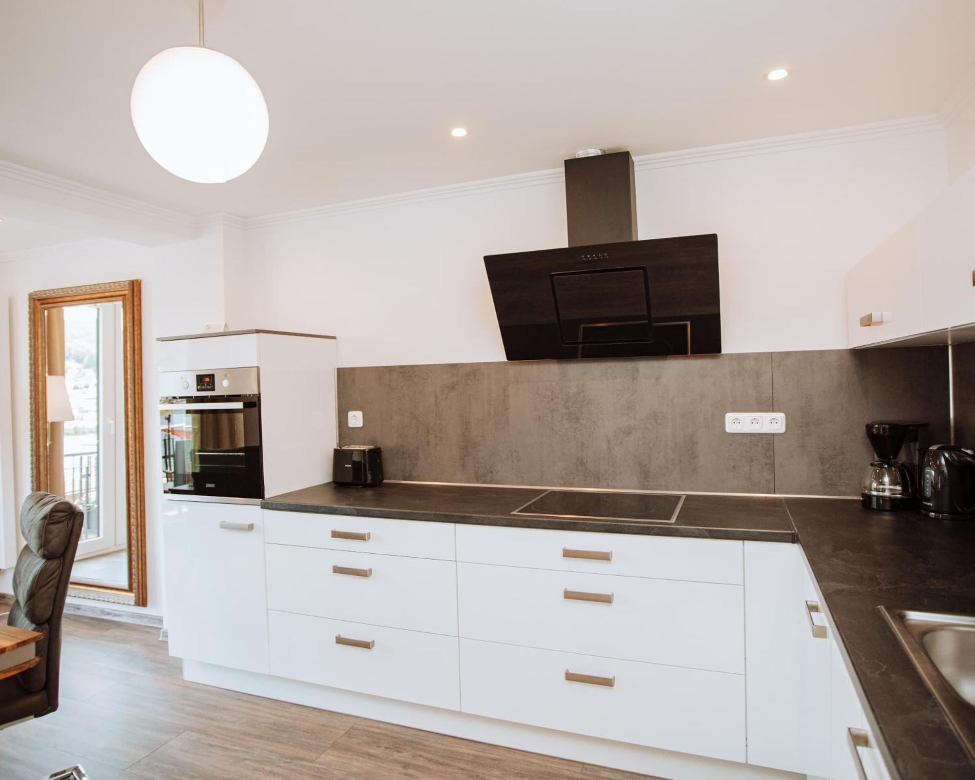 צל אן דר מוזל Ferienhaus Moselpromenade מראה חיצוני תמונה